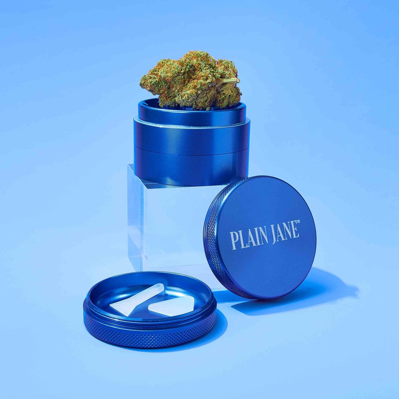 How many pieces does this grinder have?