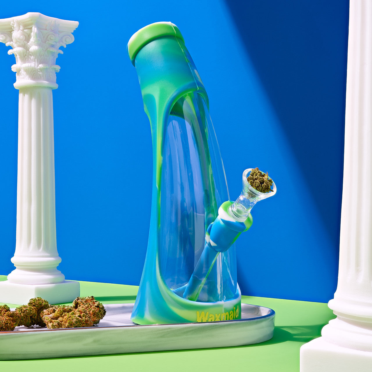 Is a bowl included with the Waxmaid 8.5″ Horn Silicone Water Pipe?